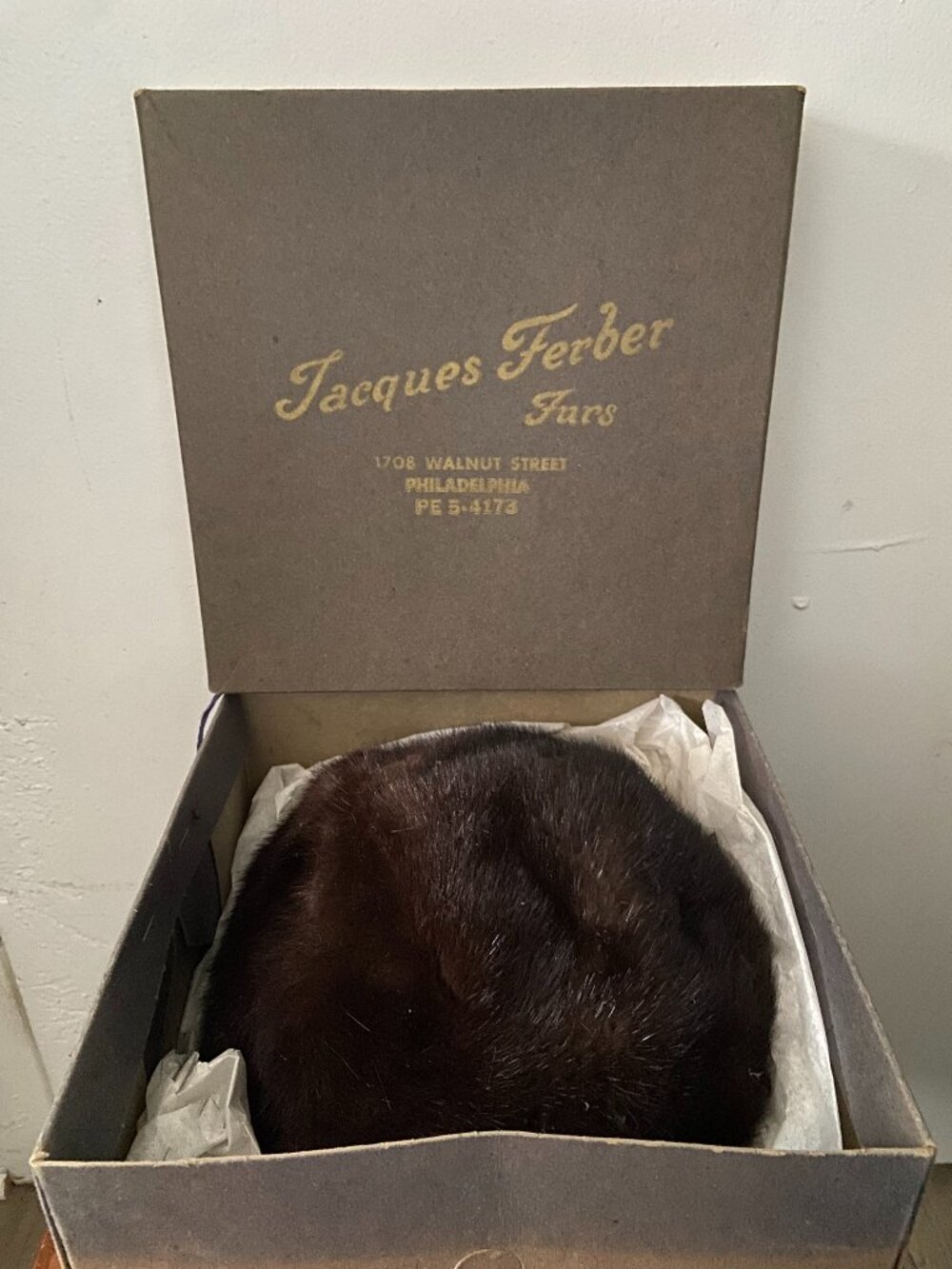 Antique Jacques Ferber Philadelphia Brown Lined Mink Fur Hat With Original Box